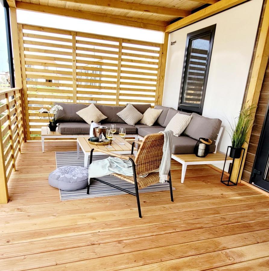 Mobilehome Elena Premium With Pool, Istria 班约勒 外观 照片