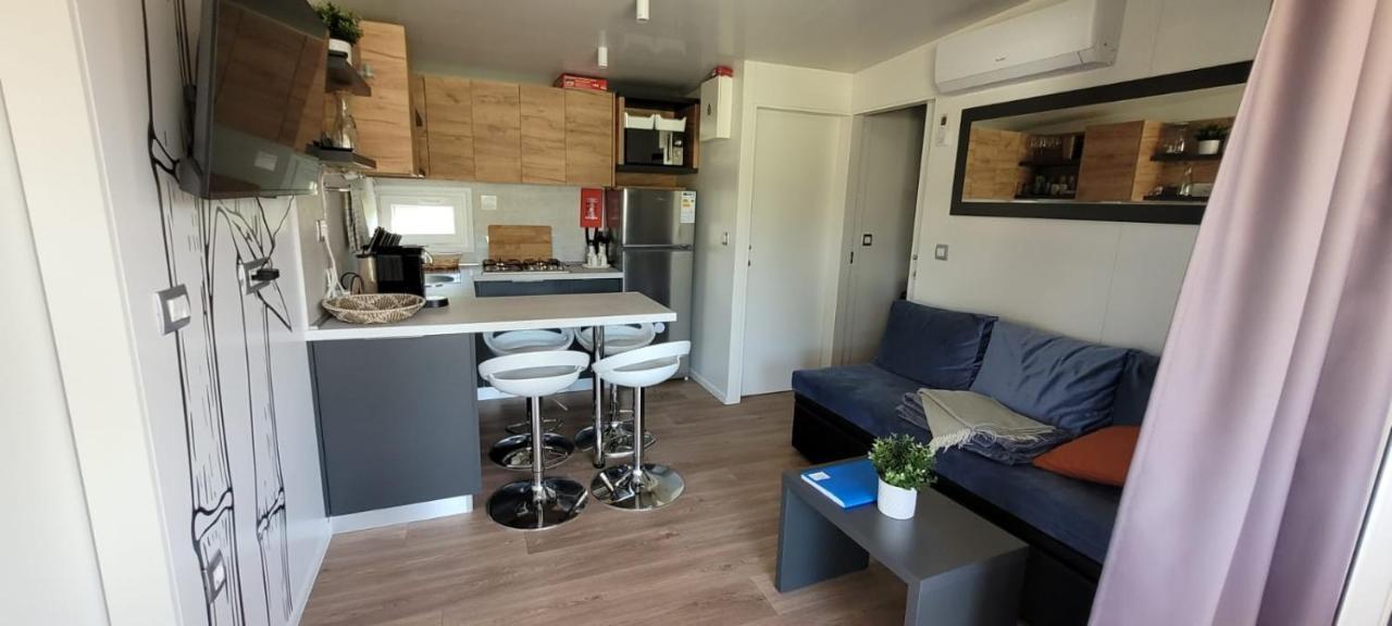 Mobilehome Elena Premium With Pool, Istria 班约勒 外观 照片