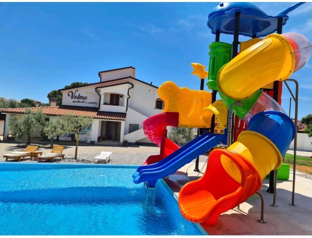 Mobilehome Elena Premium With Pool, Istria 班约勒 外观 照片